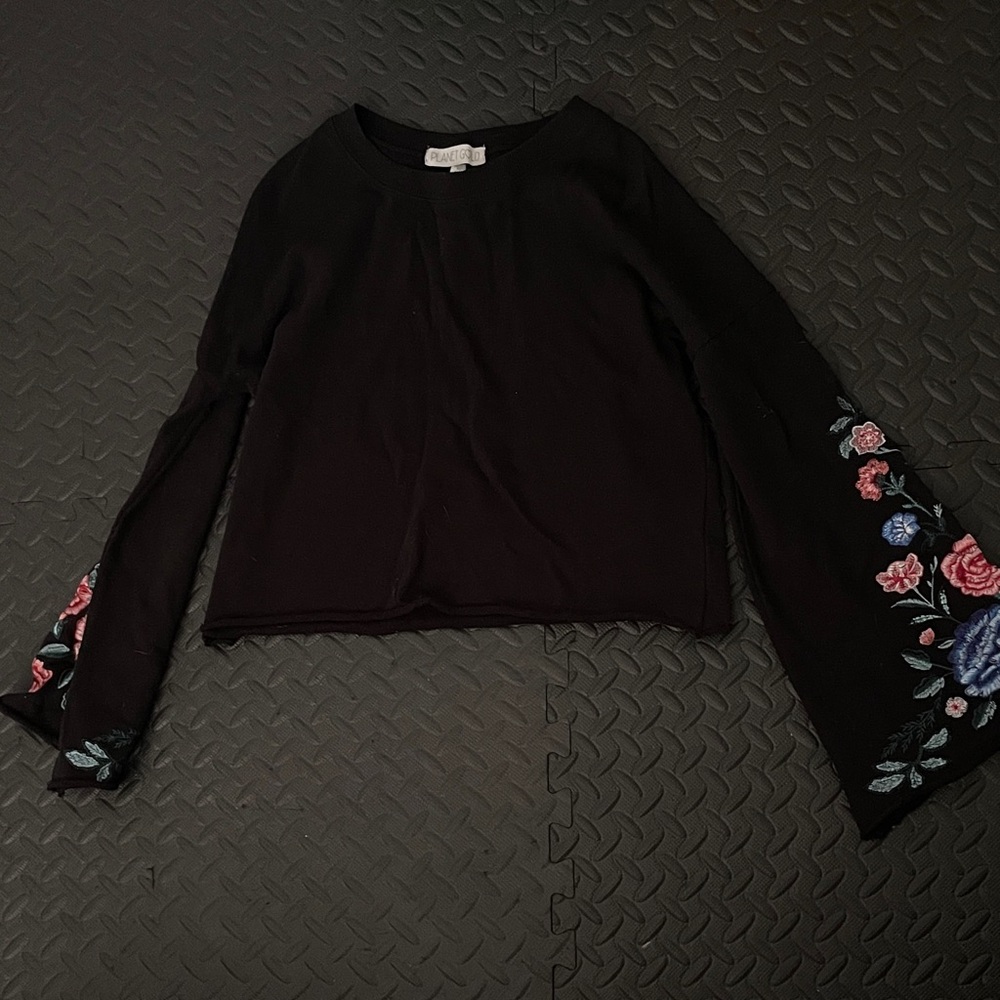 Floral Embroidered crop sweatshirt